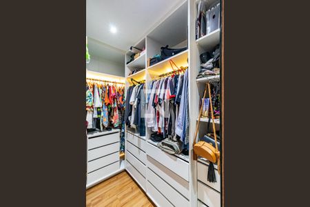 Apartamento à venda com 112m², 3 quartos e 2 vagasSuite - Closet