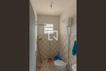 Casa à venda com 295m², 2 quartos e 1 vagaBanheiro 2