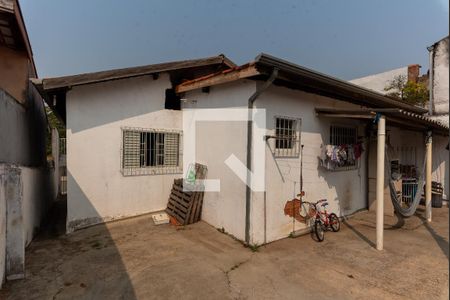 Casa à venda com 295m², 2 quartos e 1 vagaQuintal