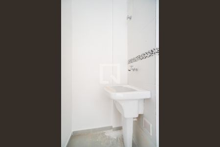 Área de serviço de apartamento para alugar com 2 quartos, 38m² em Vila Matilde, São Paulo