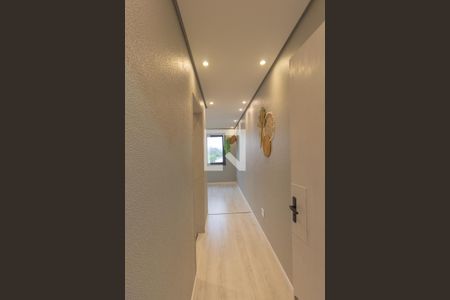 Hall de entrada de apartamento à venda com 1 quarto, 46m² em Centro, Canoas