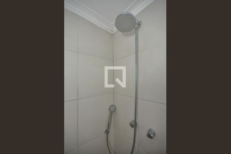 Apartamento para alugar com 48m², 2 quartos e 1 vaga Apartamento para alugar com 48m², 2 quartos e 1 vagaChuveiro do Banheiro