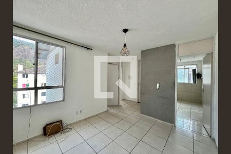 Sala de apartamento à venda com 2 quartos, 50m² em Anil, Rio de Janeiro