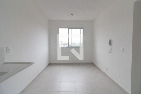 Sala/Cozinha de apartamento à venda com 2 quartos, 39m² em Jardim Celeste, São Paulo