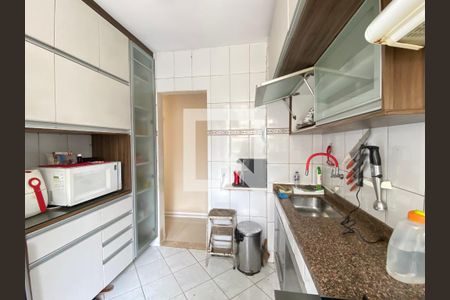 Apartamento à venda com 73m², 2 quartos e 1 vagaCozinha e Área de Serviço