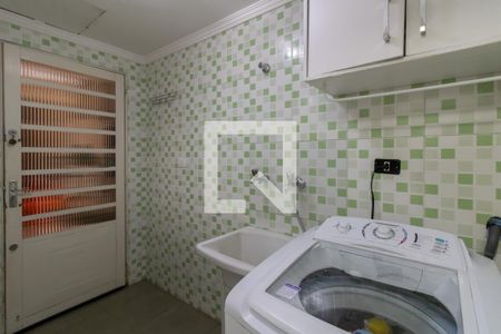 Casa à venda com 143m², 2 quartos e 2 vagasÁrea de Serviço