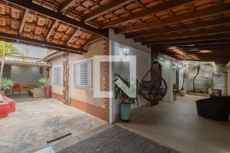 Casa à venda com 143m², 2 quartos e 2 vagasGaragem