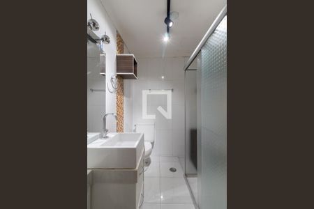 Casa à venda com 143m², 2 quartos e 2 vagasBanheiro