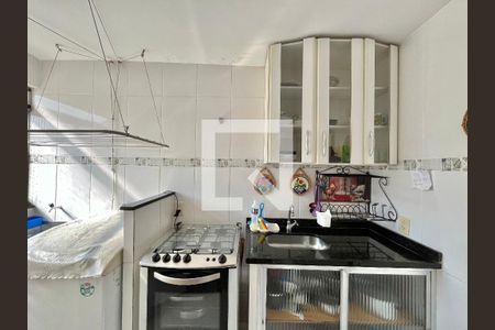 Apartamento à venda com 60m², 3 quartos e 1 vagaCozinha - Área de Serviço 