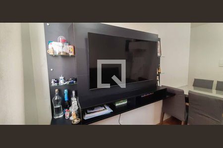 Sala de apartamento para alugar com 2 quartos, 40m² em Jardim Boa Vista (zona Oeste), Osasco
