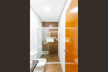 Casa à venda com 131m², 3 quartos e 4 vagas Casa à venda com 131m², 3 quartos e 4 vagasBanheiro da Suíte 2