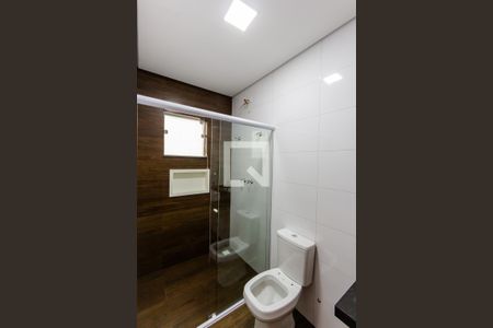 Casa à venda com 131m², 3 quartos e 4 vagas Casa à venda com 131m², 3 quartos e 4 vagasBanheiro da Suíte 1