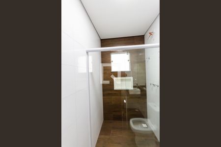 Casa à venda com 131m², 3 quartos e 4 vagas Casa à venda com 131m², 3 quartos e 4 vagasBanheiro da Suíte 1