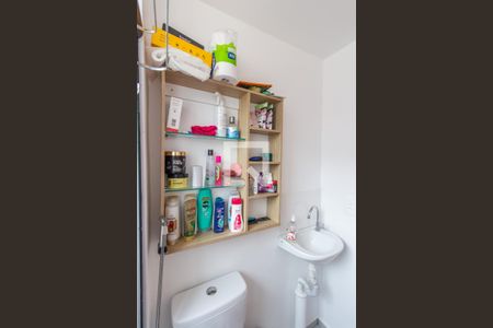 Apartamento para alugar com 43m², 2 quartos e sem vagaBanheiro