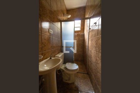 Casa à venda com 130m², 3 quartos e 2 vagasBanheiro