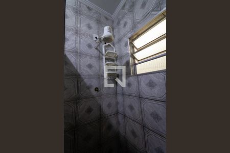 Casa à venda com 130m², 3 quartos e 2 vagasBanheiro 2 casa 2