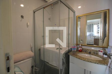 Apartamento à venda com 80m², 3 quartos e 1 vagaBanheiro Social
