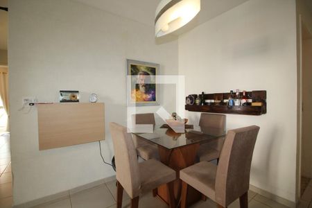 Apartamento à venda com 80m², 3 quartos e 1 vagaSala