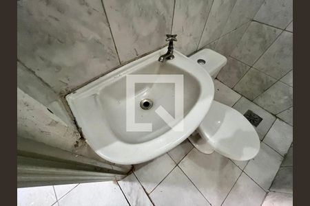 Casa para alugar com 50m², 2 quartos e sem vaga Casa para alugar com 50m², 2 quartos e sem vagaBanheiro