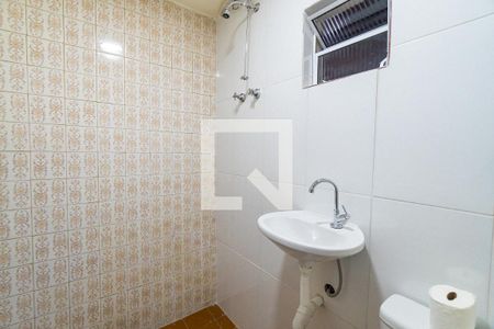 Casa para alugar com 80m², 2 quartos e 2 vagasBanheiro