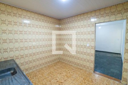 Casa para alugar com 80m², 2 quartos e 2 vagasCozinha