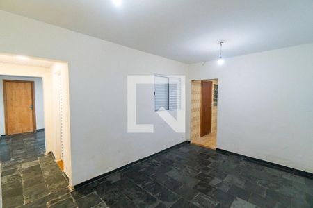 Casa para alugar com 80m², 2 quartos e 2 vagasQuarto 2