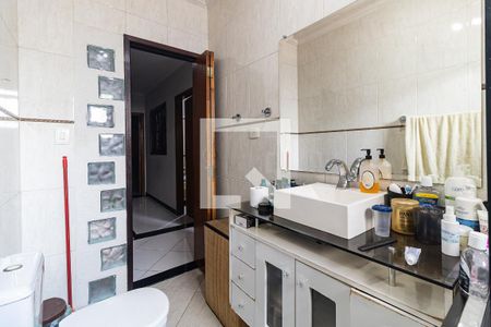 Casa à venda com 180m², 3 quartos e 1 vagaBanheiro 1