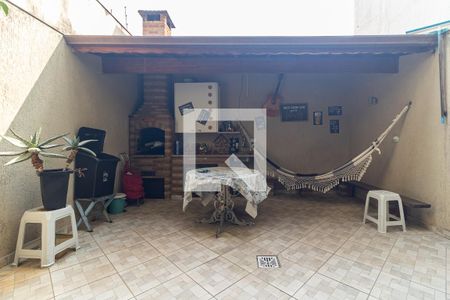 Casa à venda com 180m², 3 quartos e 1 vagaQuintal