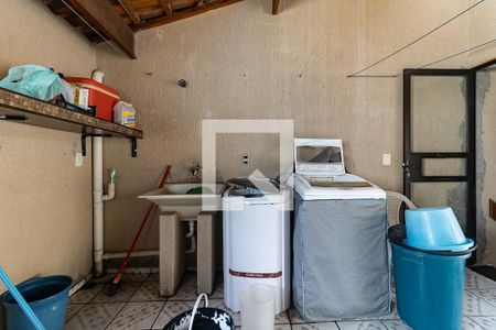 Casa à venda com 180m², 3 quartos e 1 vagaLavanderia