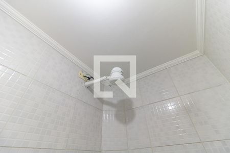 Casa à venda com 180m², 3 quartos e 1 vagaBanheiro 2