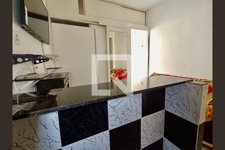 Studio à venda com 30m², 1 quarto e sem vaga Studio à venda com 30m², 1 quarto e sem vagaCozinha americana