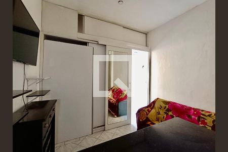 Sala de kitnet/studio à venda com 1 quarto, 30m² em Copacabana, Rio de Janeiro