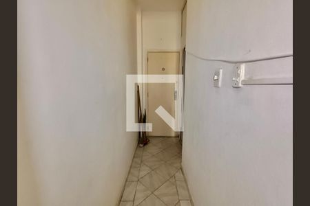 Hall interno de kitnet/studio à venda com 1 quarto, 30m² em Copacabana, Rio de Janeiro