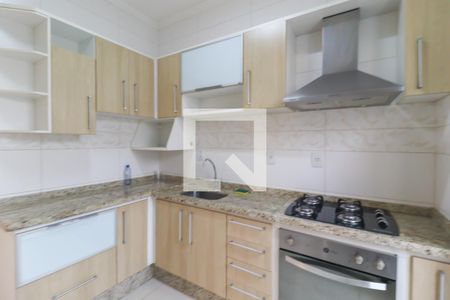 Casa de condomínio à venda com 85m², 3 quartos e 2 vagas Casa de condomínio à venda com 85m², 3 quartos e 2 vagasCozinha e Área de Serviço