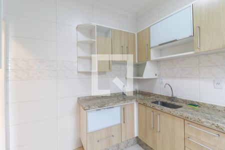 Casa de condomínio à venda com 85m², 3 quartos e 2 vagas Casa de condomínio à venda com 85m², 3 quartos e 2 vagasCozinha e Área de Serviço