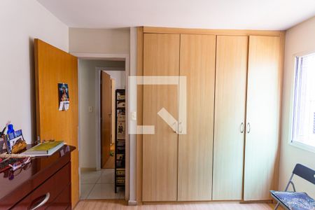 Apartamento para alugar com 110m², 3 quartos e 1 vaga Apartamento para alugar com 110m², 3 quartos e 1 vagaArmário do Quarto 2