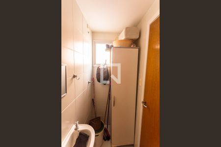 Apartamento para alugar com 110m², 3 quartos e 1 vaga Apartamento para alugar com 110m², 3 quartos e 1 vagaBanheiro de Serviço