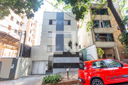 Apartamento para alugar com 110m², 3 quartos e 1 vaga Apartamento para alugar com 110m², 3 quartos e 1 vagaFachada