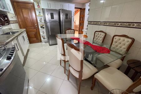 Casa para alugar com 150m², 3 quartos e 3 vagasCozinha
