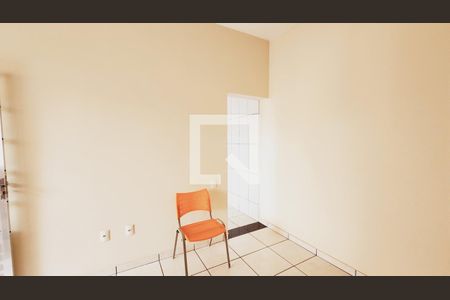 Casa à venda com 250m², 4 quartos e 2 vagas Casa à venda com 250m², 4 quartos e 2 vagasEdícula