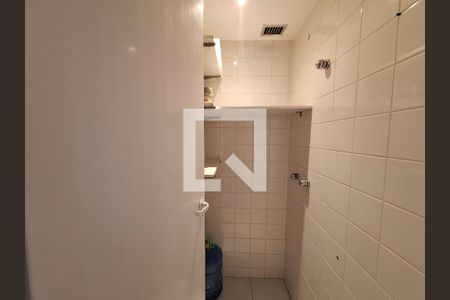 Apartamento para alugar com 77m², 2 quartos e 1 vagaDespensa