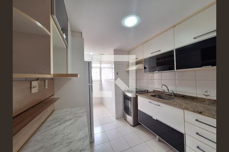 Apartamento para alugar com 77m², 2 quartos e 1 vagaCozinha