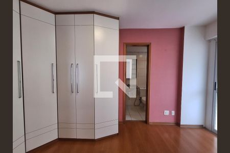 Apartamento para alugar com 77m², 2 quartos e 1 vagaSuíte