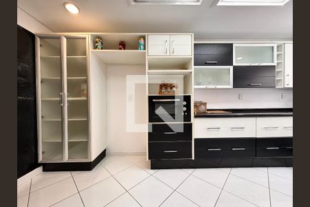 Cozinha de apartamento à venda com 3 quartos, 160m² em Santa Maria, Santo André