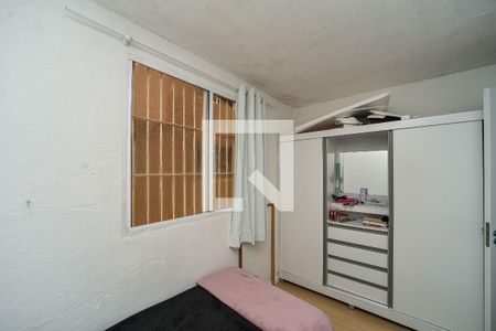 Quarto 1 de apartamento para alugar com 2 quartos, 42m² em Sarandi, Porto Alegre