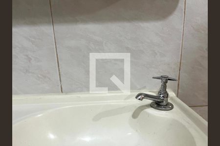 Casa para alugar com 45m², 1 quarto e sem vaga Casa para alugar com 45m², 1 quarto e sem vagaBanheiro