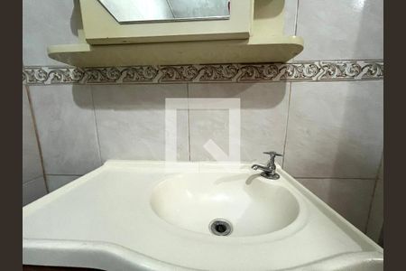 Casa para alugar com 45m², 1 quarto e sem vaga Casa para alugar com 45m², 1 quarto e sem vagaBanheiro