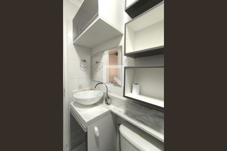 Apartamento à venda com 80m², 3 quartos e 2 vagas Apartamento à venda com 80m², 3 quartos e 2 vagasBanheiro