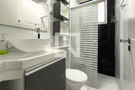 Apartamento à venda com 80m², 3 quartos e 2 vagas Apartamento à venda com 80m², 3 quartos e 2 vagasBanheiro