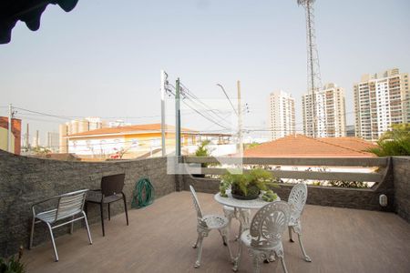Casa à venda com 108m², 3 quartos e 2 vagas Casa à venda com 108m², 3 quartos e 2 vagasVaranda da Sala